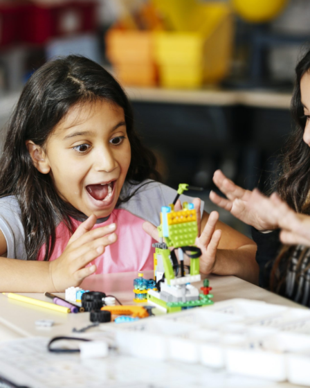 bo-cong-cu-hoc-steam-cho-tre-phat-trien-toan-dien