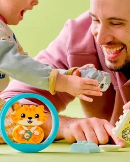 bo-lego-cun-va-meo-co-am-thanh-vua-choi-vua-hoc