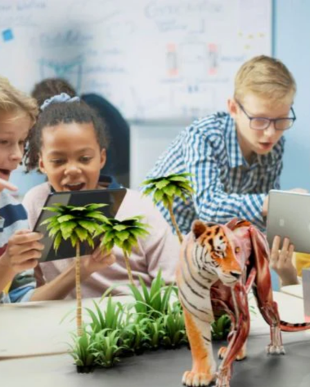 nen-day-tre-cong-nghe-tu-do-tuoi-nao-la-tot-nhat