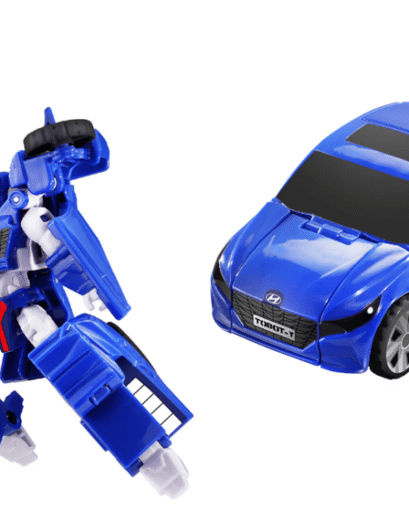 tobot-y-chien-binh-than-toc-robot-bien-hinh